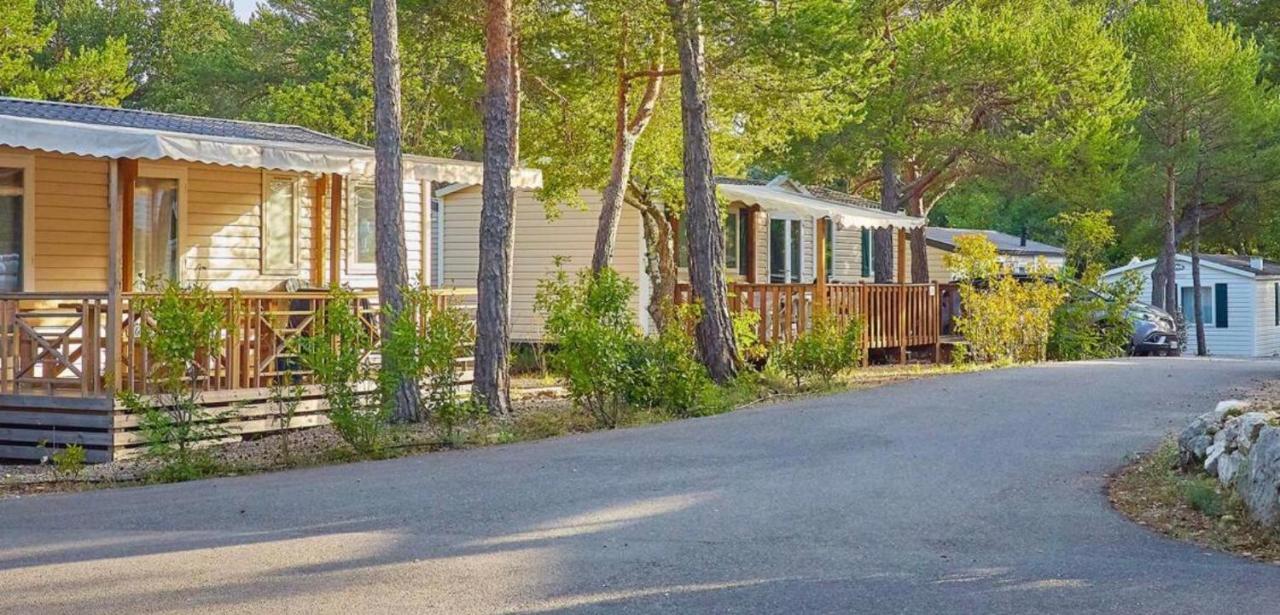 Mobil-Home Dans Camping 4* Saint-Laurent-du-Verdon Exterior foto
